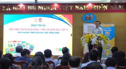 Ông Nguyễn Bảo Quốc – Phó Giám đốc Sở Giáo dục và Đào tạo phát biểu khai mạc Hội thảo